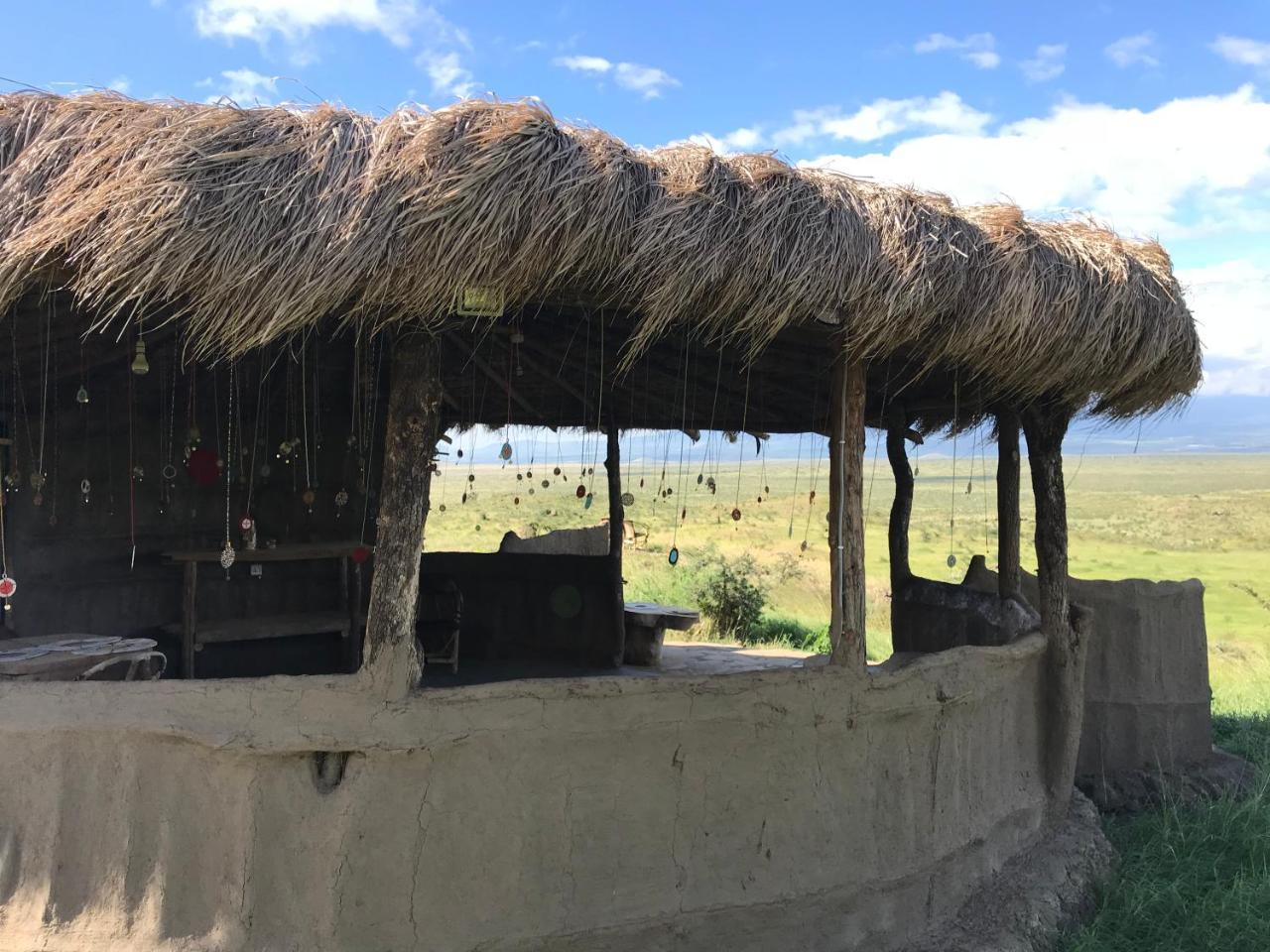 Osiligilai Maasai Lodge Sanya Juu Exterior photo